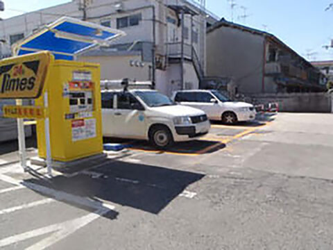 タイムズ 高安町北